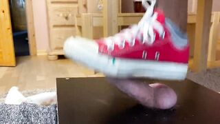 Ball crush with red Converse Chucks