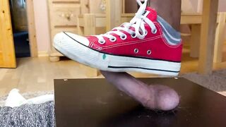 Ball crush with red Converse Chucks