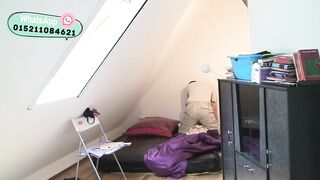 Ehefrau treibt es erst mit Dildo und dann mit Schwanz