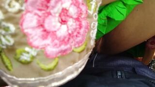 Khet me kaam karne waali ko jungle me chod diya
