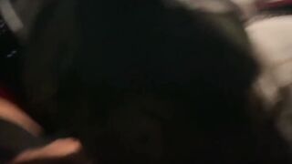 Bombshell dark hair makes Tinder date cum quick inside the vehicle