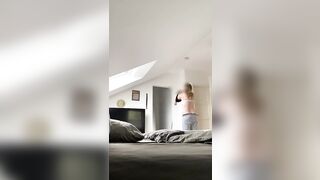 Cougar totally What wifes do when nobody is there