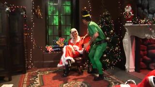Santa's fiance want's to got her butt fuck