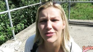 Pee from Frankfurt to Berlin (peed 4x) l DADDYS LUDER