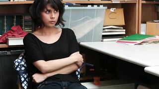 Shy Teenagers Penelope Reed Pounding The Security To Avoid Fine