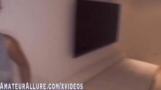 SAMANTHA HAYES & DAISY SUMMERS SUCK ON ROUGH DICKS