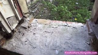Quick nailed and deepthroating into an abandoned house with a