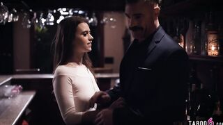 18 Yo waitress Jill Kassidy seduced her married old boss