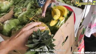 CARNE DEL MERCADO Evelin Suarez Tries On Webcam Logan's Banana