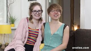 Orgasmische Zungenspielchen mit Luna & Josephine