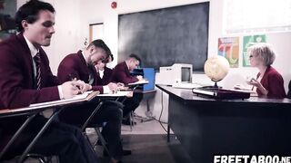 milf Professor Dee Williams Got Wrecked By 4 Unruly Students