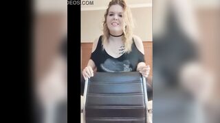 Huge fat soak twat waiting to got boned.