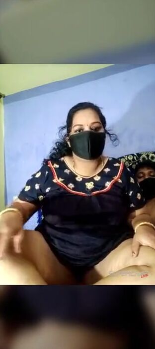 Tamil Sex Mask - Love4Porn.com Presents Tamil Aunty Web Cam