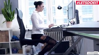 #LETSDOEIT - (Kate Nox & Long George) A TRUE BOSS