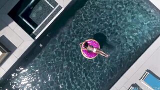 Amia Miley Gets A Luxurious Plowed By A 12' Penis