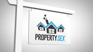 PropertySex Adorable Black Beauty Bangs Her Roommate