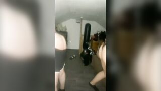 Twerk on peri