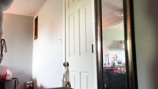 Stomiskies - Changes outfit into bedroom