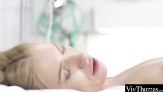Cutie nurse makes her stunning blonde patient feel super by