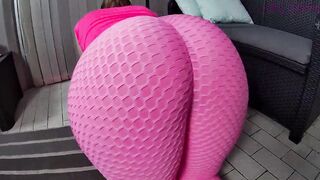 Stepsister wants to got her huge booty banged! during her