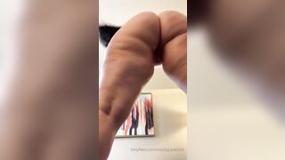 Turned On pawg MILF