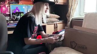 Pipe et sodomie apres une partie de jeux videos !