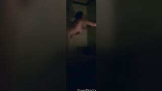 Sexe inside the toilet