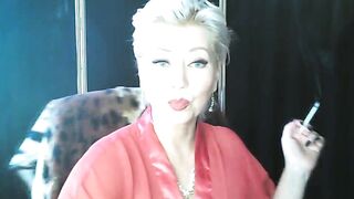 Seductive older woman into red, or babe fucking solo &