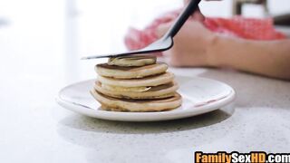 Daughter pretends being MILF to fucked stepdad