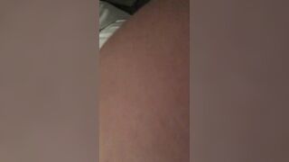 Sa femme est le vide couille du quartier