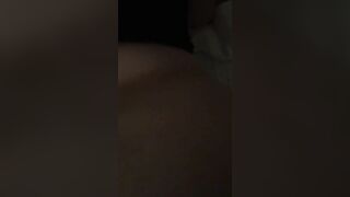 Sa femme est le vide couille du quartier