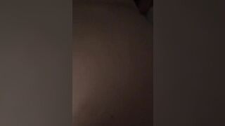 Sa femme est le vide couille du quartier