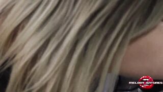 Blonde prepares gourmet brigadeiro and smears herself all over until