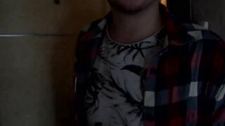 SPANISH - EL TIO ME FOLLO EN EL CULO - 18YO ANAL