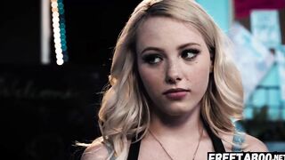 Blonde Waitress Dixie Lynn Lose Her Virginity For Music Artist