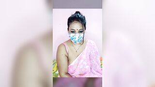 aunty showing Goddess armpits