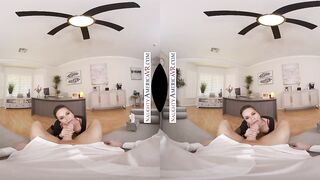 Erotic America - Crystal Rush wants to plowed your huge penis