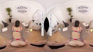 Erotic America - Crystal Rush wants to plowed your huge penis