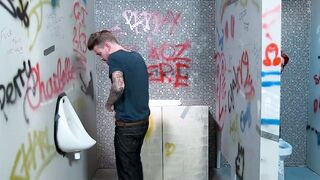 Bang me inside the Restroom British UK Mom
