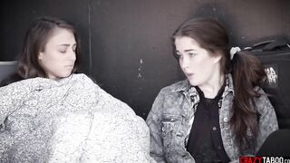 Soak long butt lesbo friends Gia Derza and Evelyn Claire