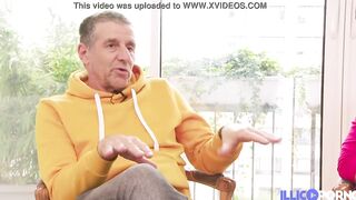 Big Titted cougar Susi still loves anal