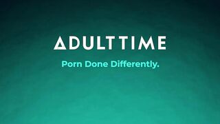 21Sextreme Turned On Divorcee Diane Sheperd Devours Macho Man's Long Dick