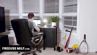 Superb Cougar Stepmom Teaching Her Stepson How To Properly Satisfy