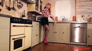 Red Haired old Red XXX is easily distracted