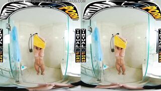 VIRTUALPORN.COM - Big Tit Blonde cougar Robbin Banx Seduces Step Son