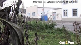 Double Outdoor Peeing For Goddess Red Head