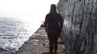 ALESIA tarde en la playa
