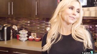Baking with Big Tit milf stepmom Christie Stevens ends into taboo
