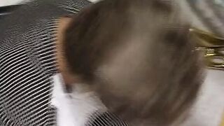 Rassierte geile Milf Fotze wird gestopft