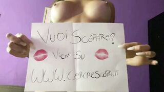 Non ho resistito alla sua fica stretta e ho sborrato three volte